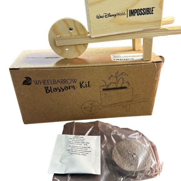 NIB Disney World Wheelbarrow Blossom Kit - Picture 1 of 3